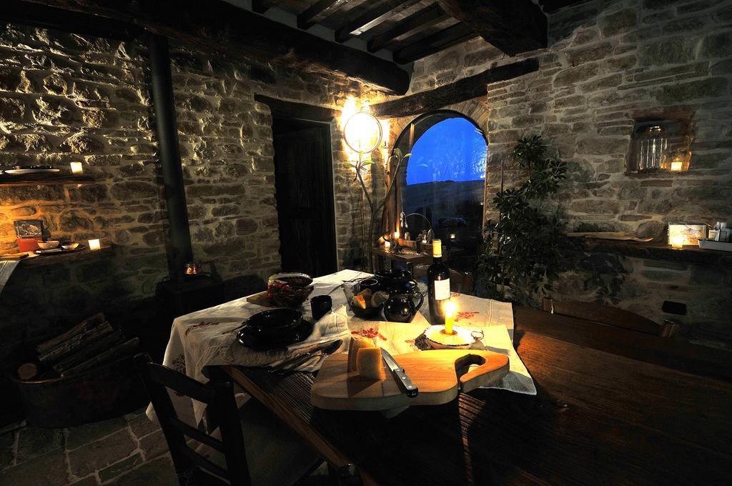 Il Capuccio Guest House San Lorenzo in Campo ภายนอก รูปภาพ