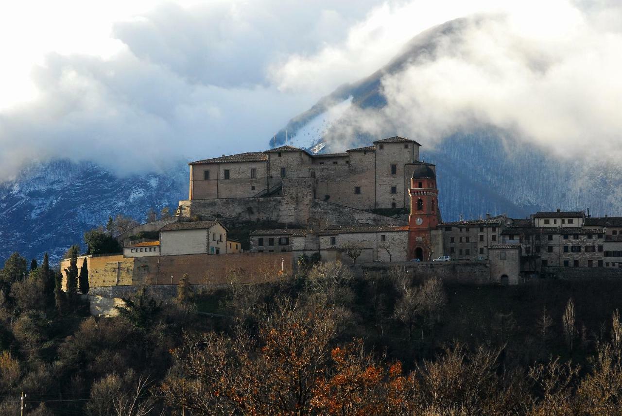 Il Capuccio Guest House San Lorenzo in Campo ภายนอก รูปภาพ